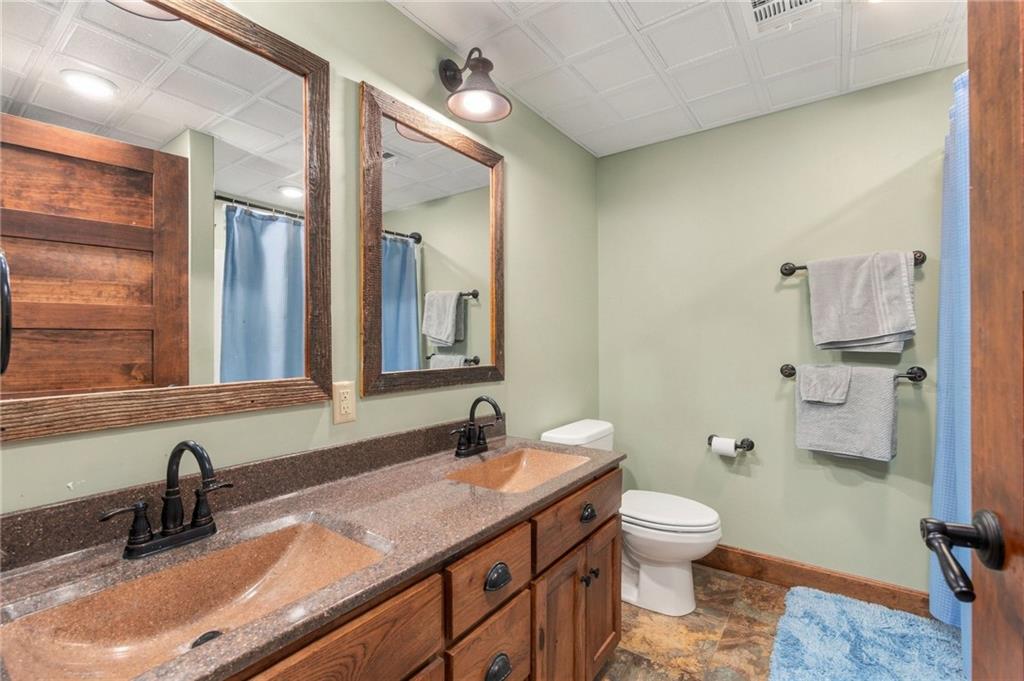 26639 Southeast 300th Road Kincaid, KS 66039 - Photo 42 of 61 Gallery Image 42