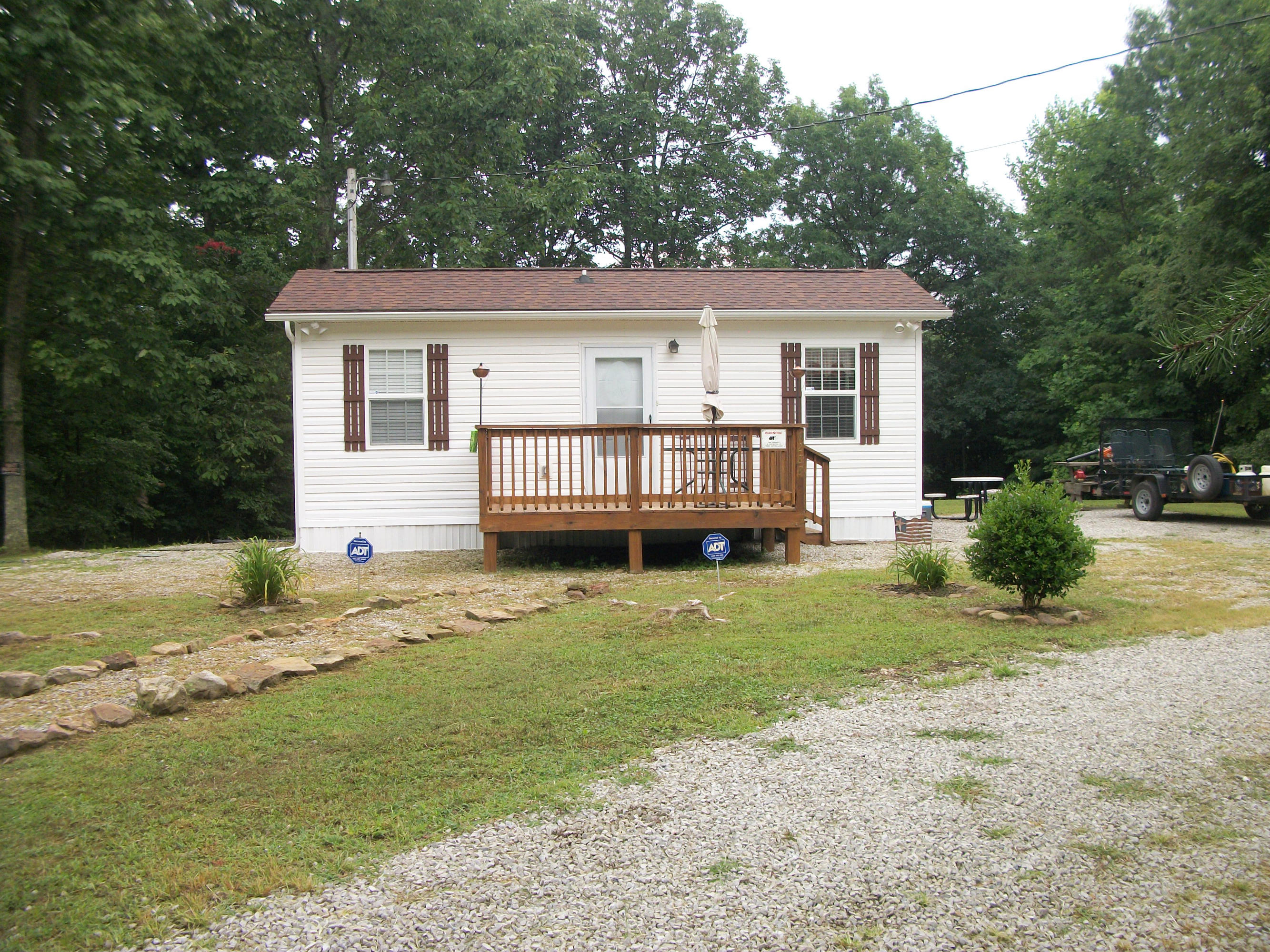 1288 Ridge Top Circle Sunbright, TN 37872 - Photo 1 of 21 Hunting Cottage