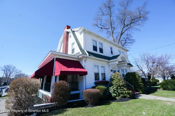$329,900 | 1712 Green Ridge Street, Dunmore, PA 18509