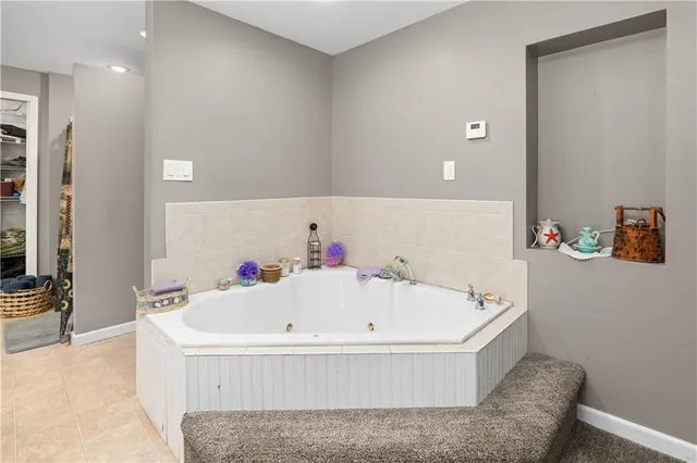 $399,000 | 22053 T Highway, Sedalia, MO 65301