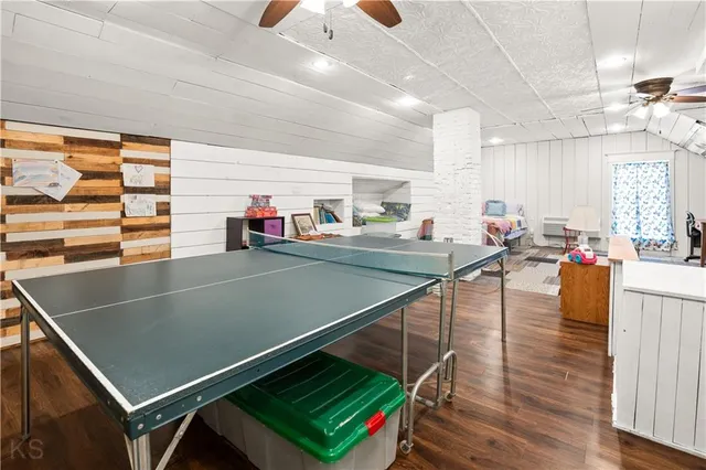 $399,000 | 22053 T Highway, Sedalia, MO 65301