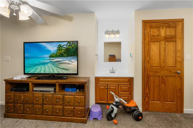 $399,000 | 22053 T Highway, Sedalia, MO 65301