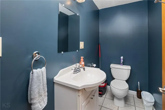 $399,000 | 22053 T Highway, Sedalia, MO 65301