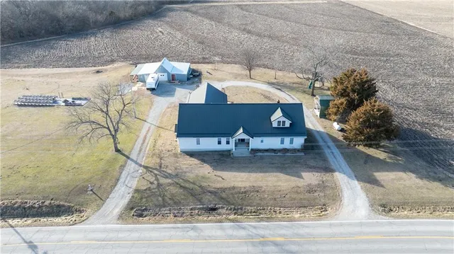 $399,000 | 22053 T Highway, Sedalia, MO 65301