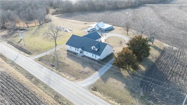 $399,000 | 22053 T Highway, Sedalia, MO 65301