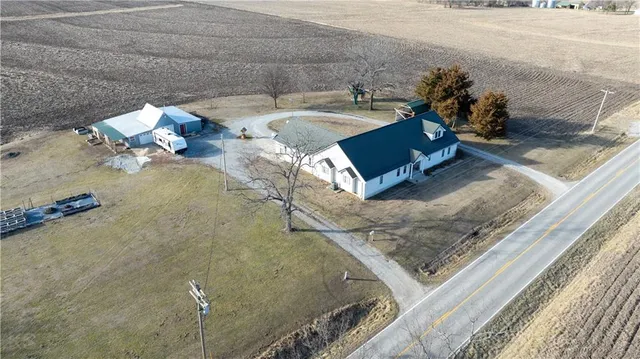 $399,000 | 22053 T Highway, Sedalia, MO 65301