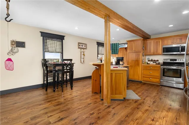 $399,000 | 22053 T Highway, Sedalia, MO 65301