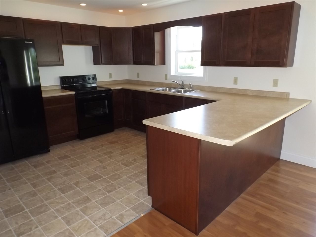 215 Wilkins Road, Unit 1 Fairfax, VT 05454 - Photo 2 of 39