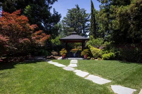 $3,995,000 | 1514 Frontero Avenue, Los Altos, CA 94024