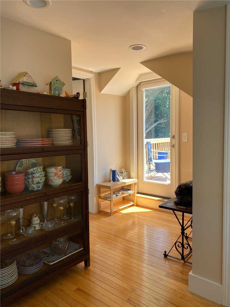 33 Dennison Street, Unit 2 Newport, RI 02840 - Photo 17 of 23
