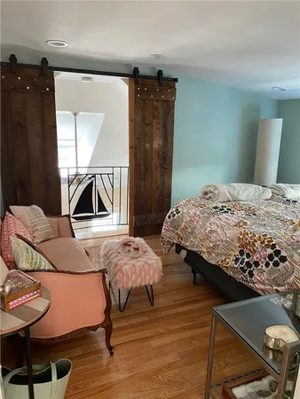 $4,100 | 33 Dennison Street, Unit 2, Newport, RI 02840
