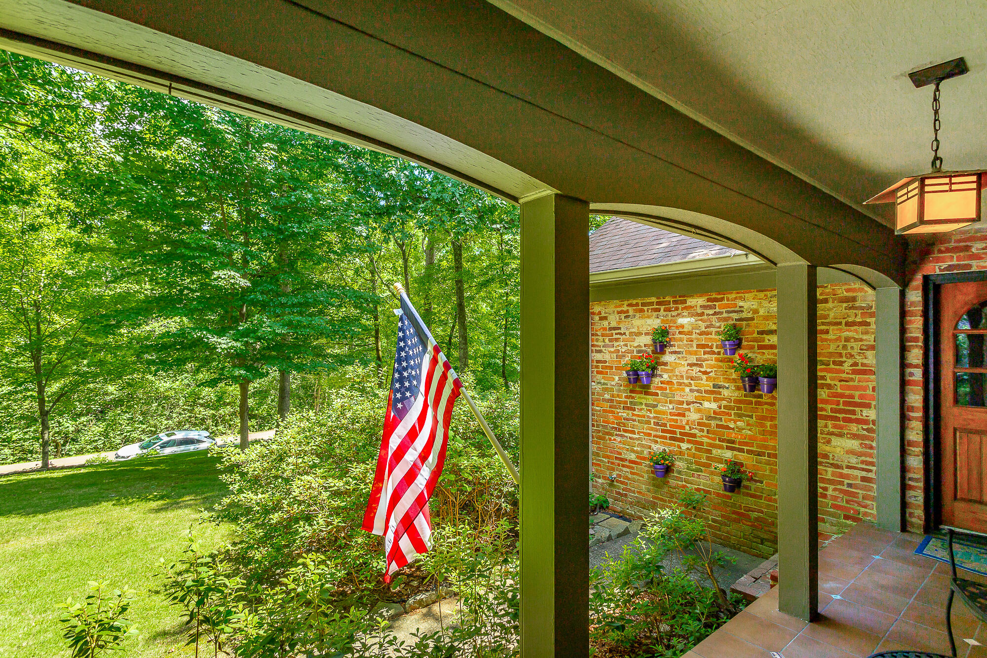 937 Ravine Road Signal Mountain, TN 37377 - Photo 4 of 44 Lovely Front Porch