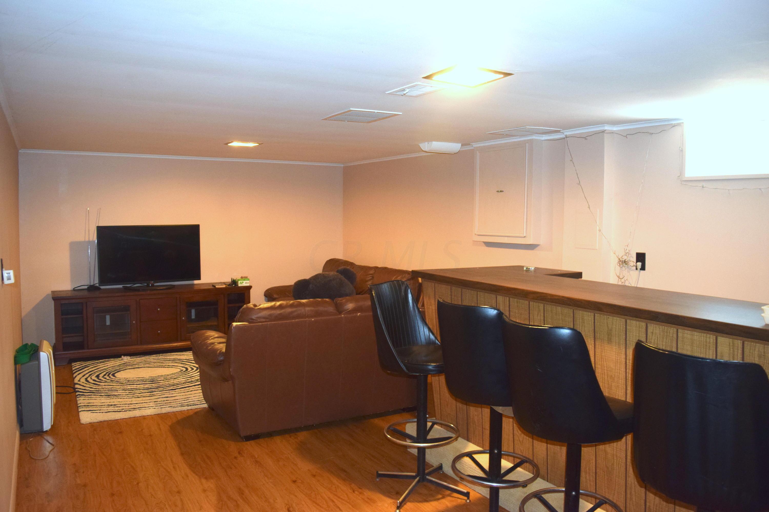 2834 Halstead Road Upper Arlington, OH 43221 - Photo 17 of 20