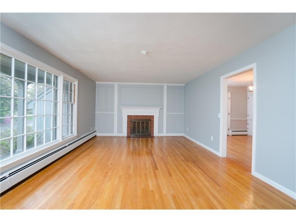 132 Watch Hill Road Westerly, RI 02891 - Photo 18 of 35