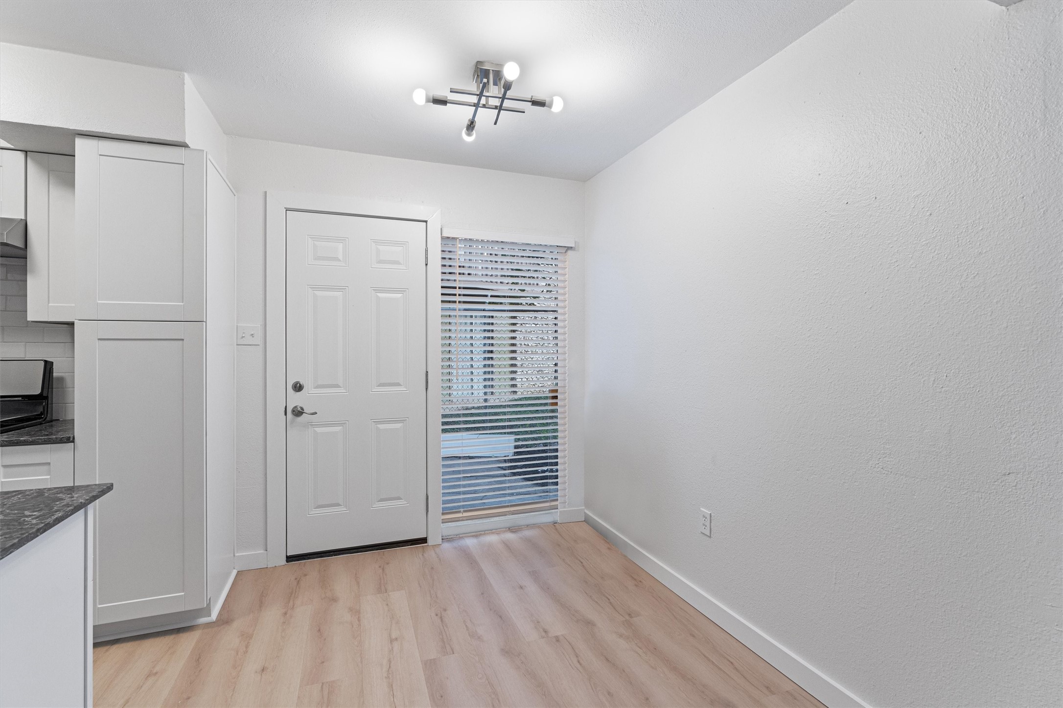 2501 Manor Circle, Unit A Austin, TX 78723 - Photo 5 of 18