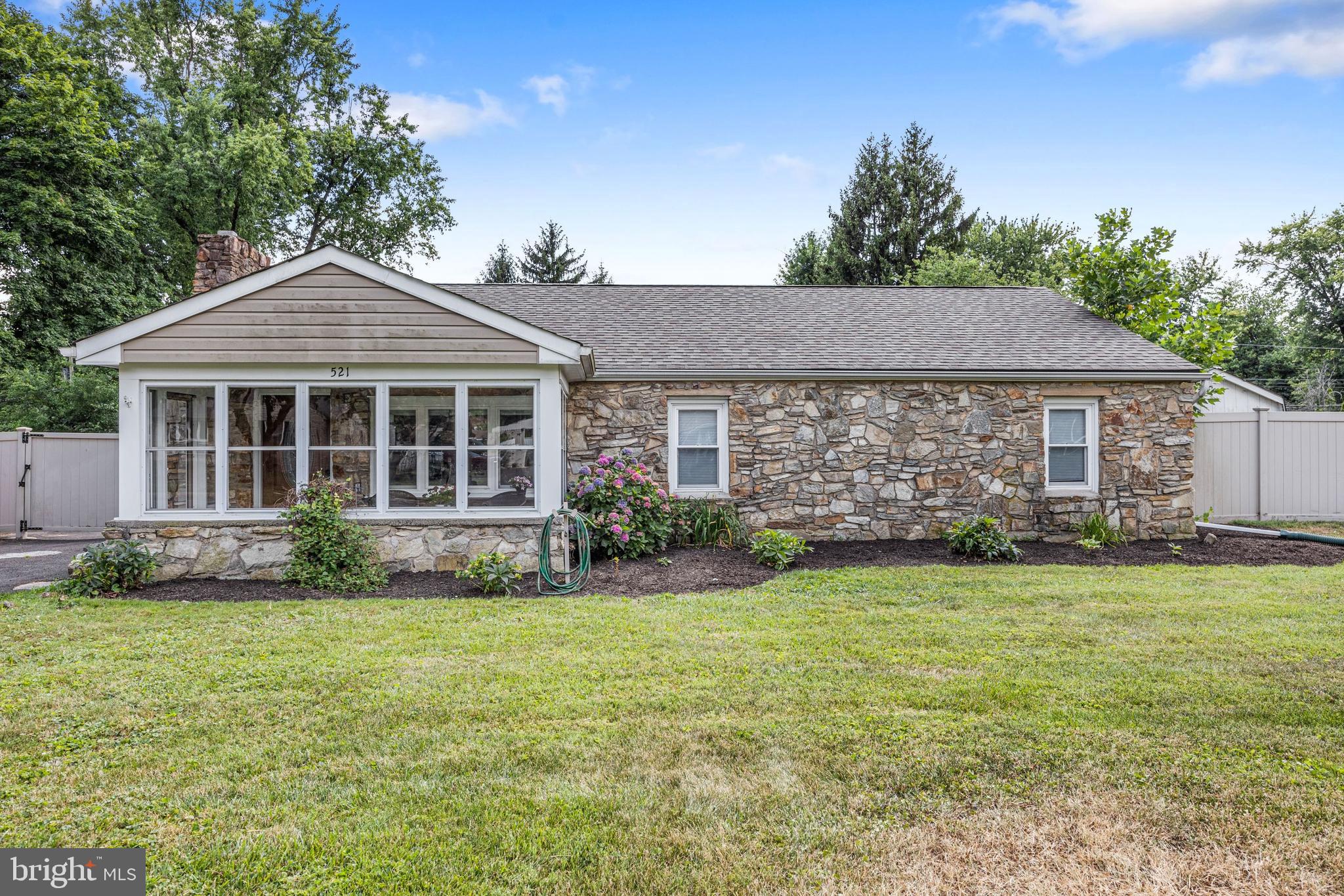 521 West County Line Road Hatboro, PA 19040 - Photo 3 of 31
