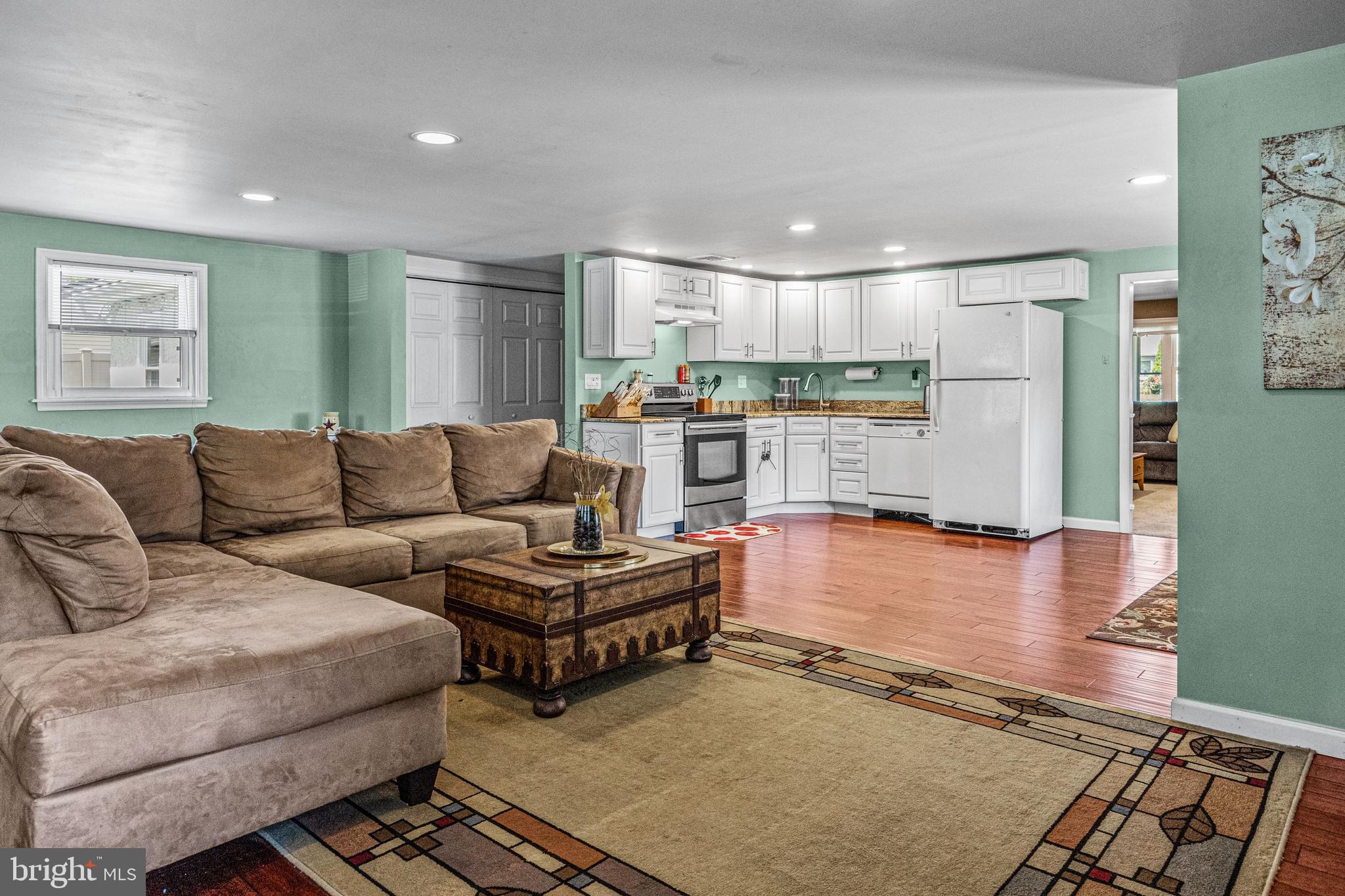 521 West County Line Road Hatboro, PA 19040 - Photo 9 of 31