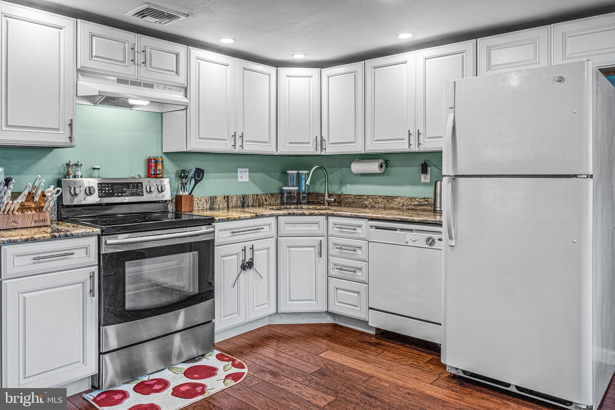 521 West County Line Road Hatboro, PA 19040 - Photo 10 of 31