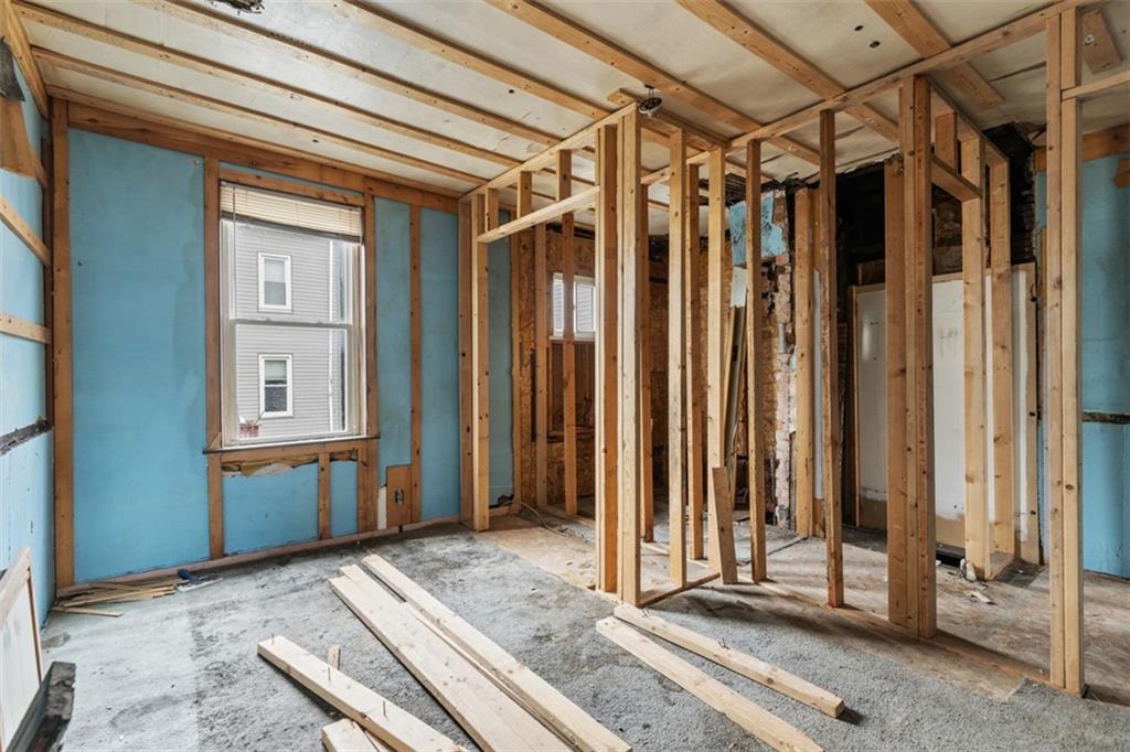 5146 Dresden Way Pittsburgh, PA 15201 - Photo 17 of 26 a view of a front door of a house