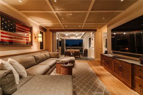 $9,200,000 | 413 7th Street, Manhattan Beach, CA 90266