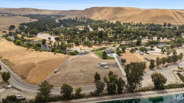 $1,175,000 | Undisclosed Address, Bakersfield, CA 93308