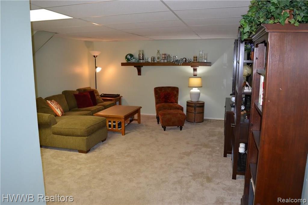 1950 Kilburn Road West Rochester Hills, MI 48306 - Photo 39 of 45