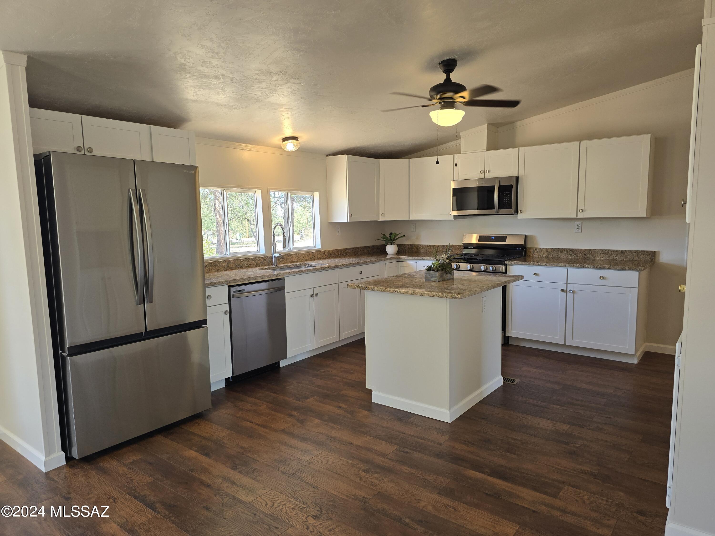 1461 North Pomerene Road Benson, AZ 85602 - Photo 11 of 44 Gallery Image 11