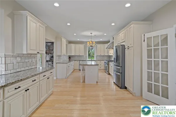 $899,000 | 1790 Friedensville Road, Bethlehem, PA 18015