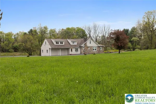 $899,000 | 1790 Friedensville Road, Bethlehem, PA 18015