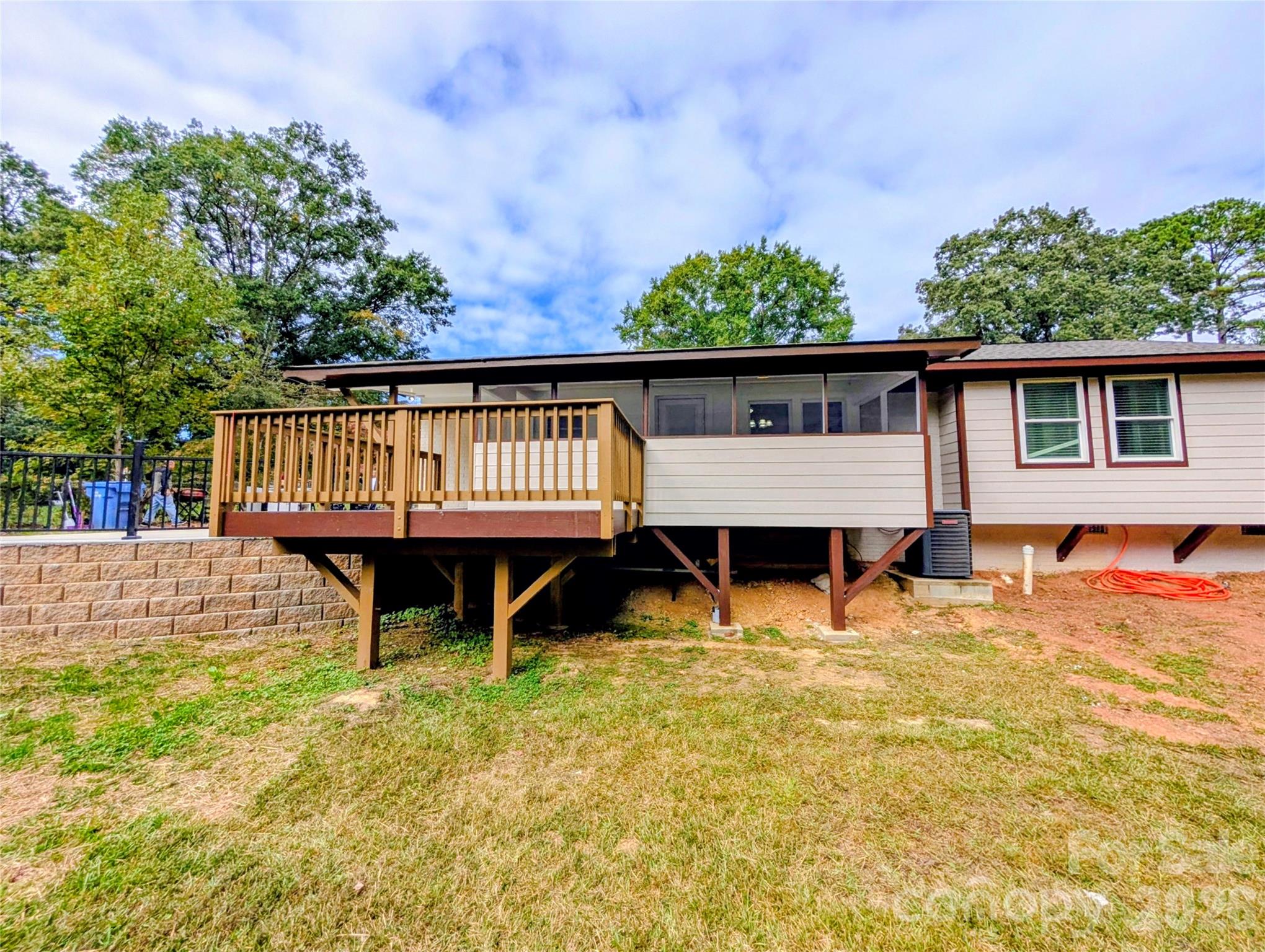 3220 Jonesberry Road Matthews, NC 28105 - Photo 4 of 27