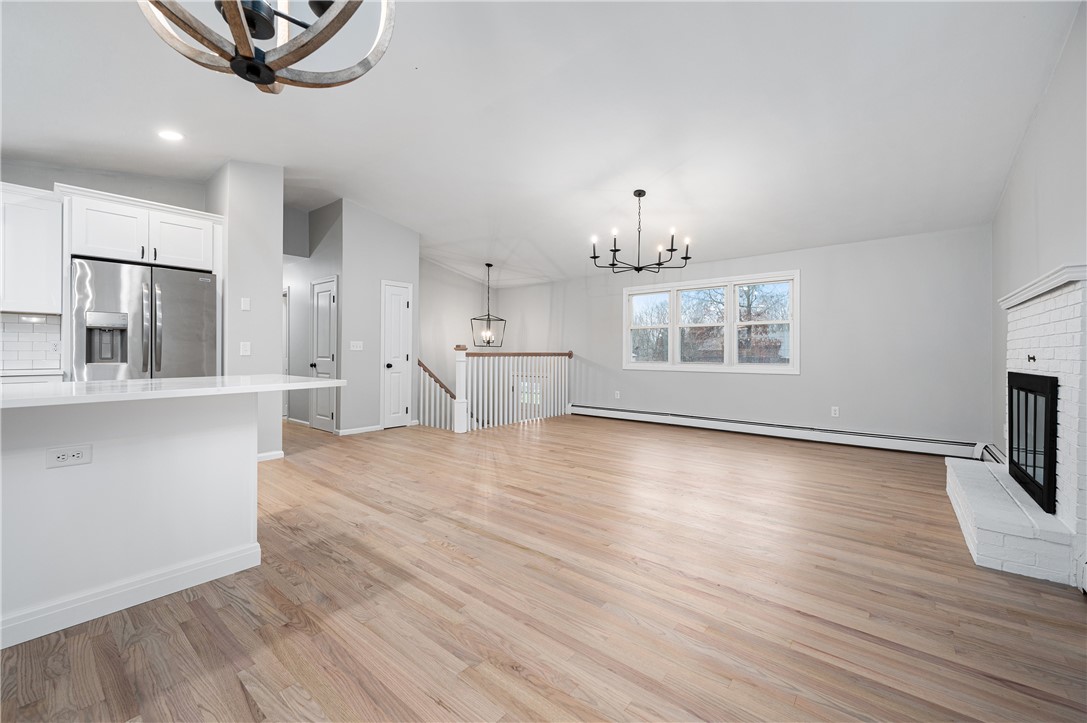 17 Raymond Street Lincoln, RI 02865 - Photo 5 of 31