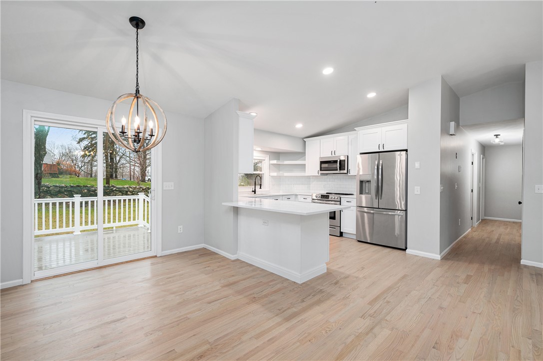 17 Raymond Street Lincoln, RI 02865 - Photo 6 of 31