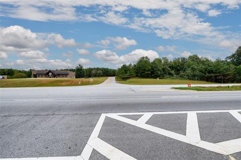 1 Point Drive Pendergrass, GA 30567 - Photo 2 of 14