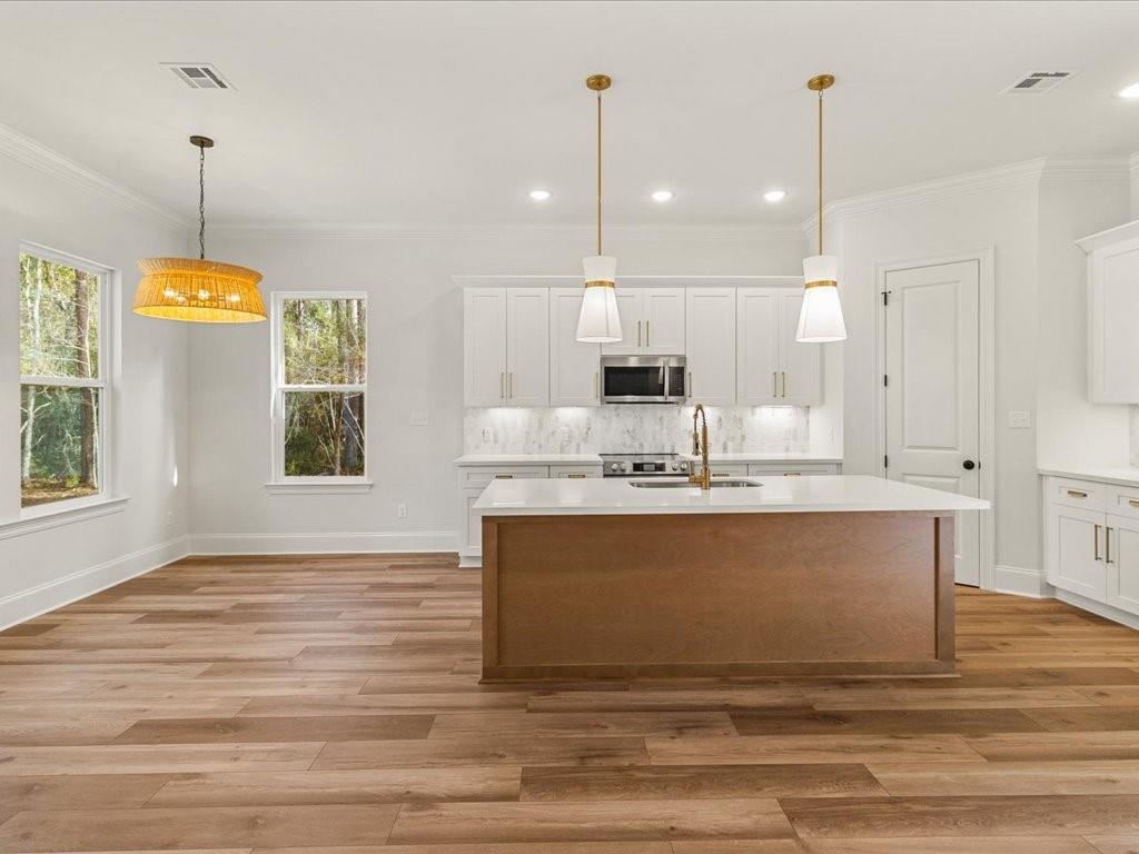 22491 Treadaway Street Mandeville, LA 70471 - Photo 7 of 18