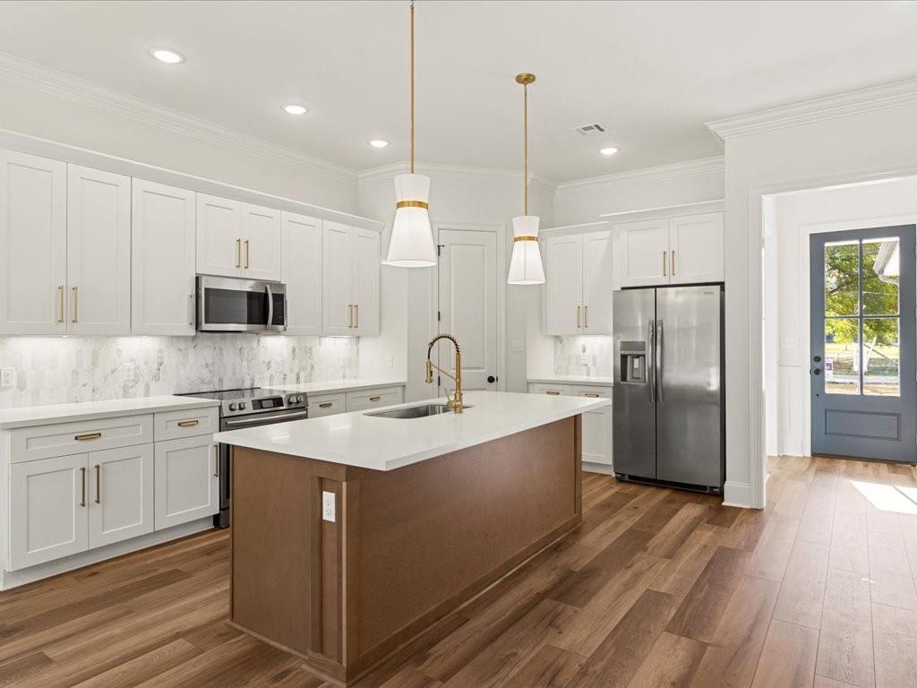 22491 Treadaway Street Mandeville, LA 70471 - Photo 8 of 18