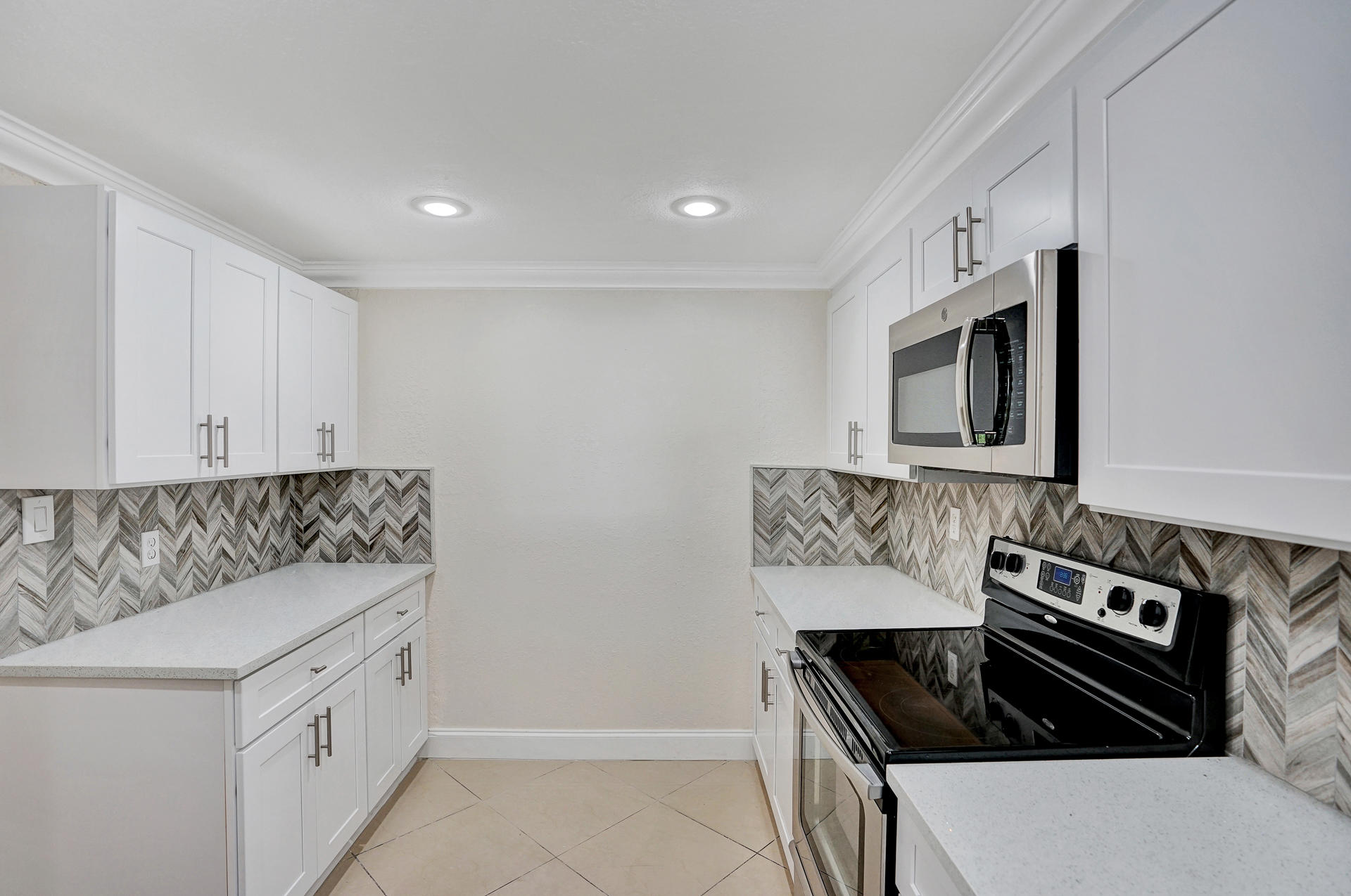 8401 West Sample Road, Unit 8 Coral Springs, FL 33065 - Photo 5 of 14 DSC01266