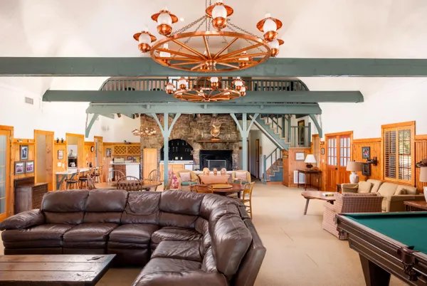 $8,700,000 | 130 Krystal Drive, Chickamauga, GA 30707