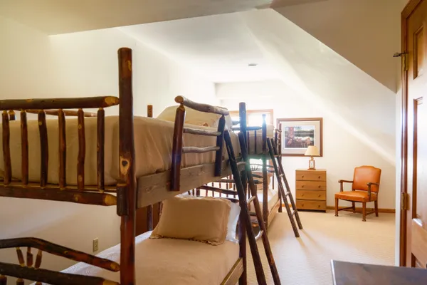 $8,700,000 | 130 Krystal Drive, Chickamauga, GA 30707