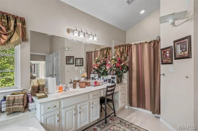 $795,000 | 16757 Benton Taylor Drive, Chesterfield, MO 63005