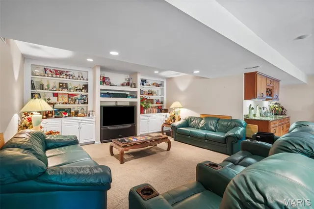 $795,000 | 16757 Benton Taylor Drive, Chesterfield, MO 63005