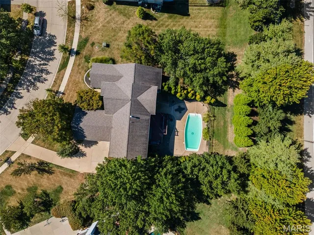 $795,000 | 16757 Benton Taylor Drive, Chesterfield, MO 63005