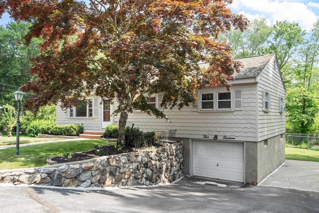414 Grove Street Reading, MA 01867 - Photo 2 of 37