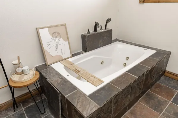 $184,900 | 605 Ingalls Avenue, Hope, ND 58046