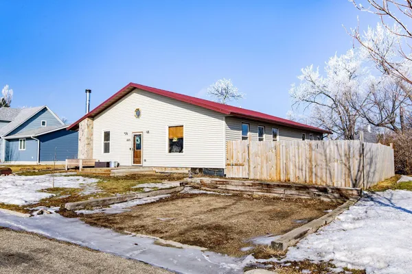 $184,900 | 605 Ingalls Avenue, Hope, ND 58046