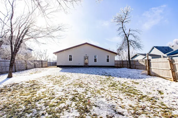 $184,900 | 605 Ingalls Avenue, Hope, ND 58046