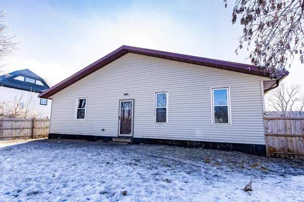 $184,900 | 605 Ingalls Avenue, Hope, ND 58046