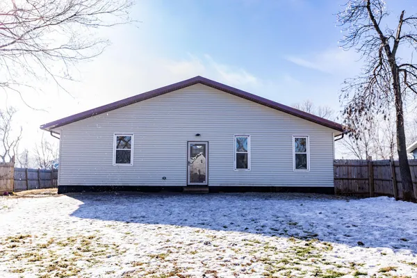 $184,900 | 605 Ingalls Avenue, Hope, ND 58046
