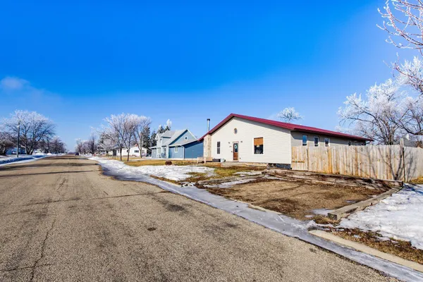 $184,900 | 605 Ingalls Avenue, Hope, ND 58046