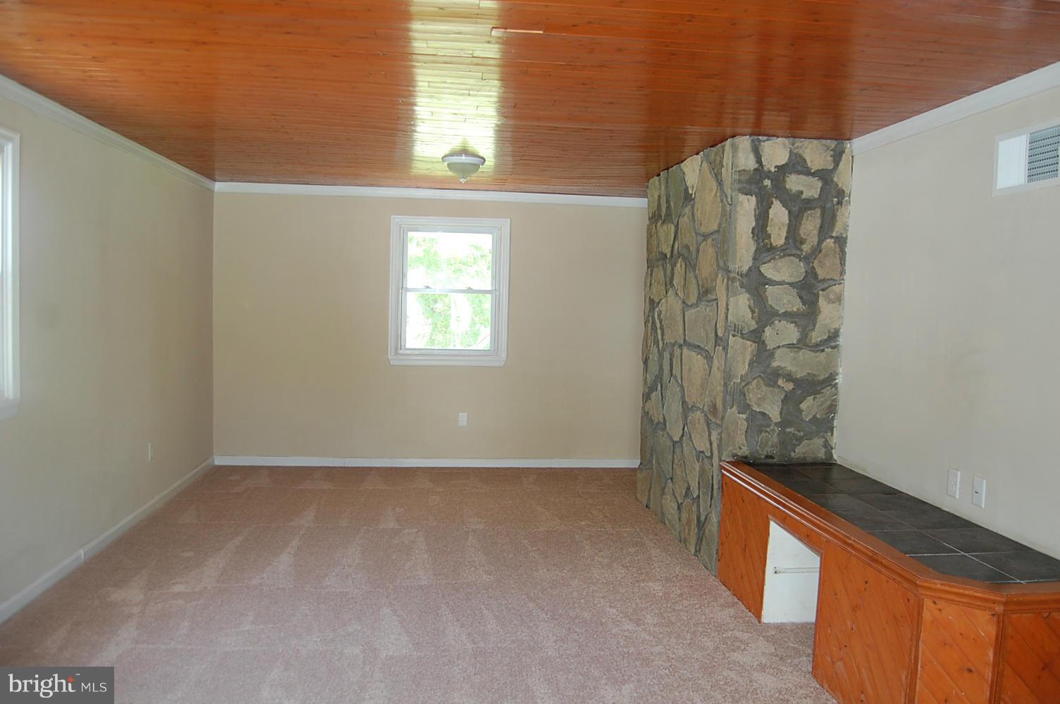 61 Union Valley Road Elkton, MD 21921 - Photo 7 of 16 Interior (General)
