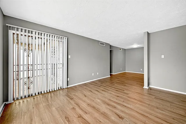 $75,000 | 7313 Gulf Freeway, Unit 814, Houston, TX 77017